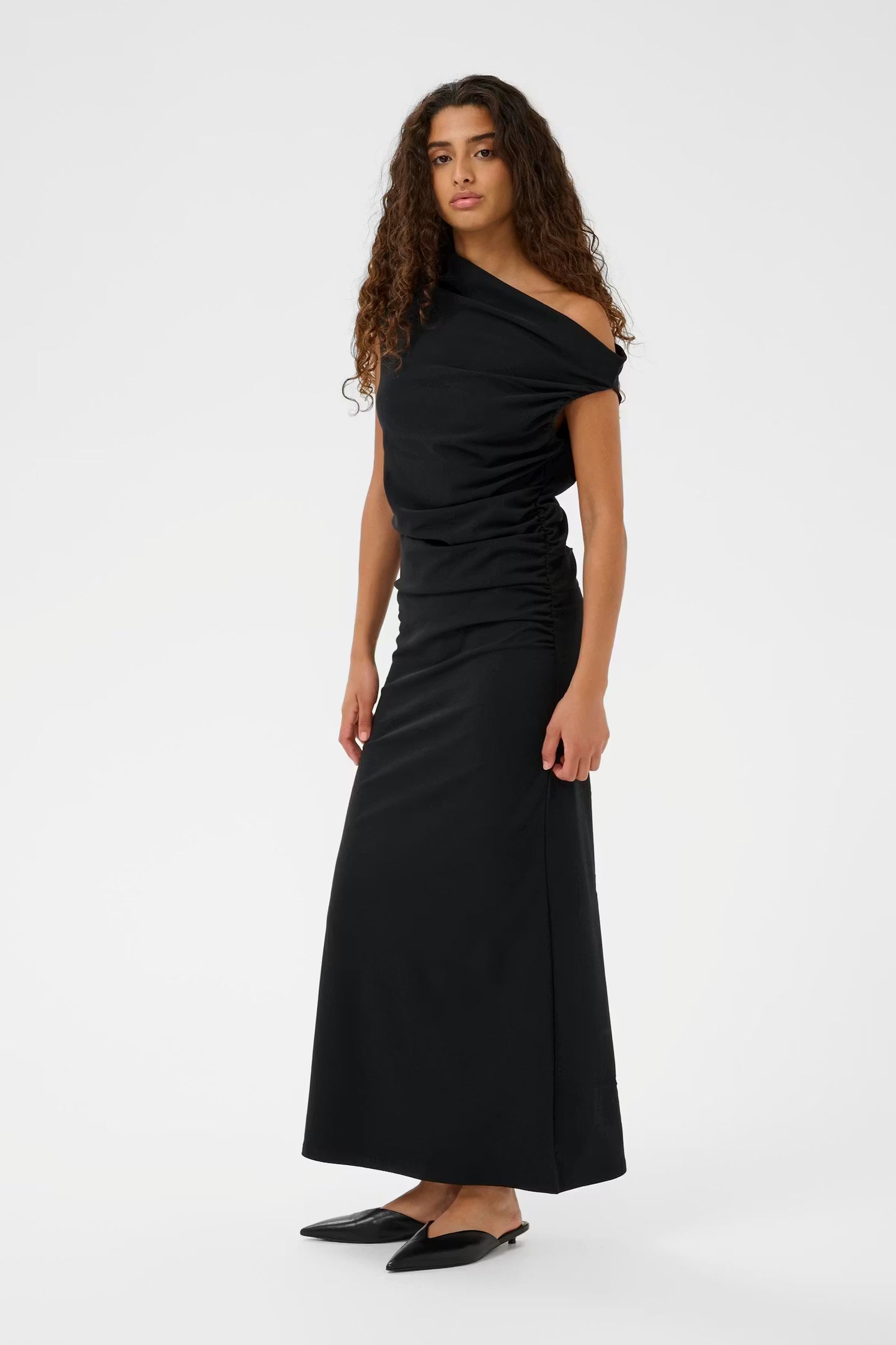 Eirlys Asymmetrical Shoulder Dress
