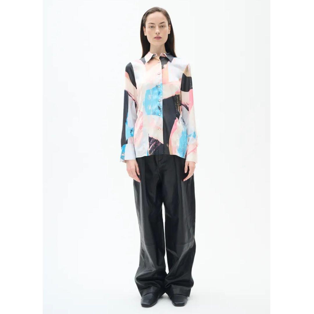 Valerie Button Up Shirt - Pale Pink Art
