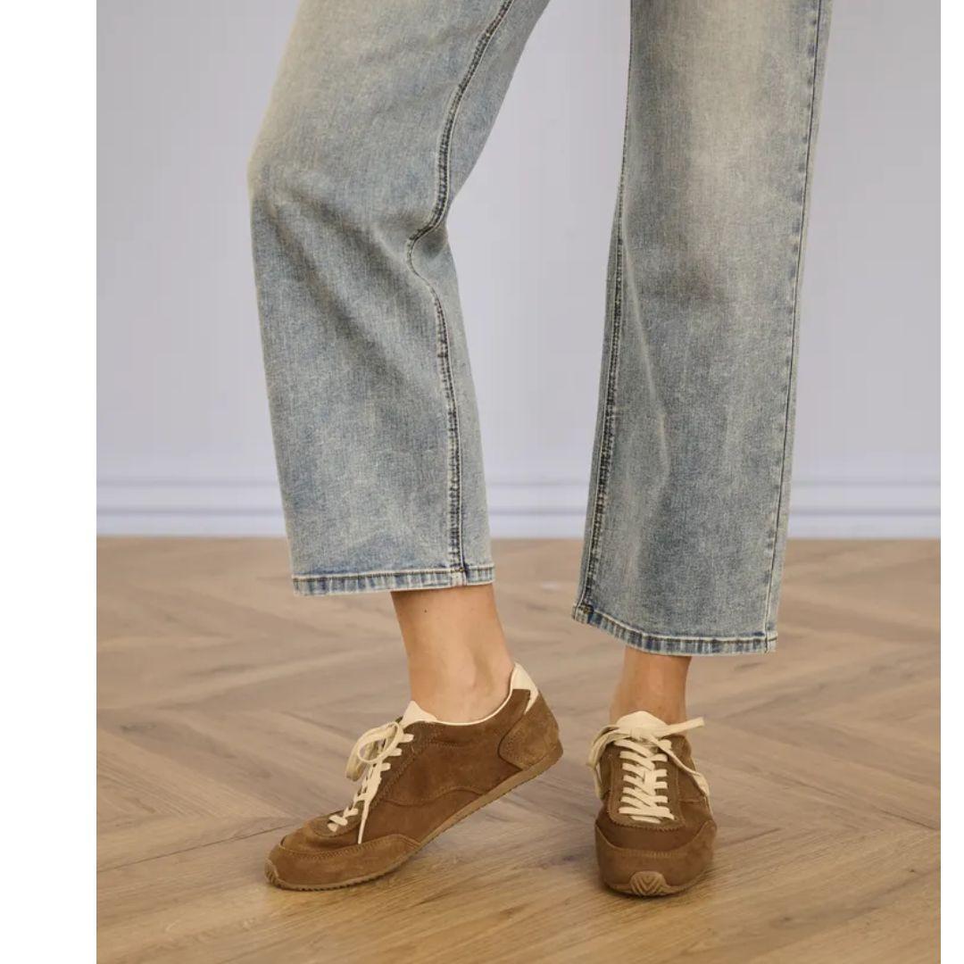 Lisa Straight 7/8 Jeans - Stowe Medium