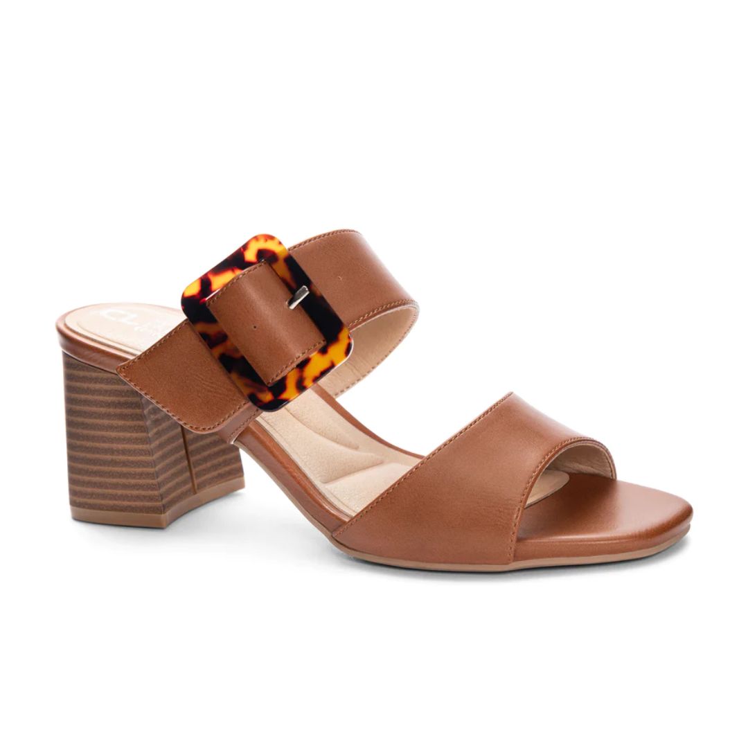 Briana Buckle Sandals - Smooth Tan
