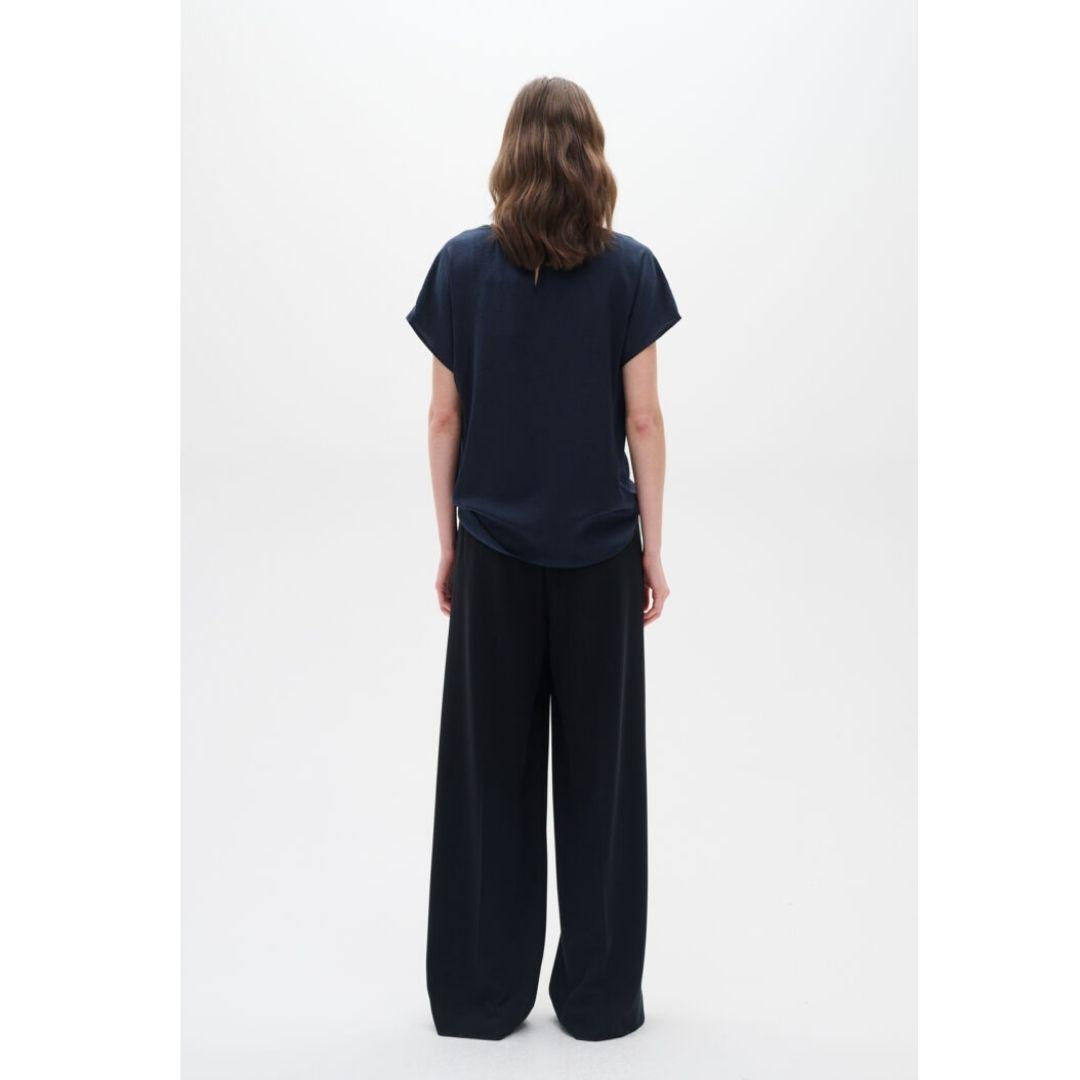 Rinda V-Neck Blouse - 30105188 - Marine Blue