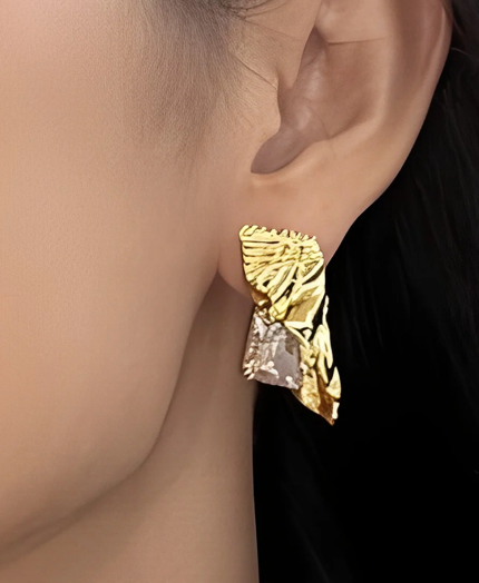 Bon Bon Rhinestone Stud Earring Steel PV 14K Gold