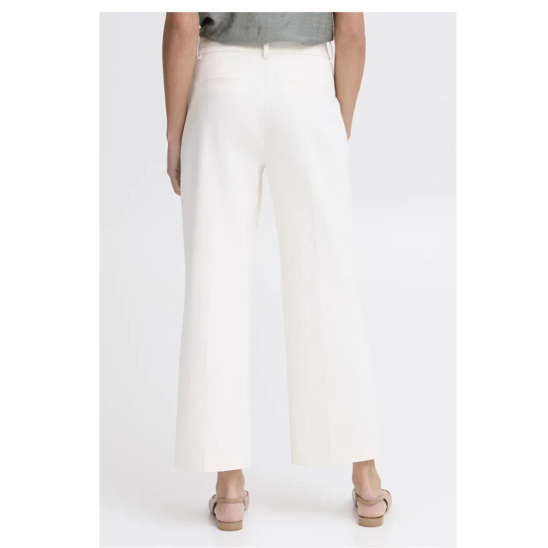 Vitae Tessa Pant - 20611919 - Savannah