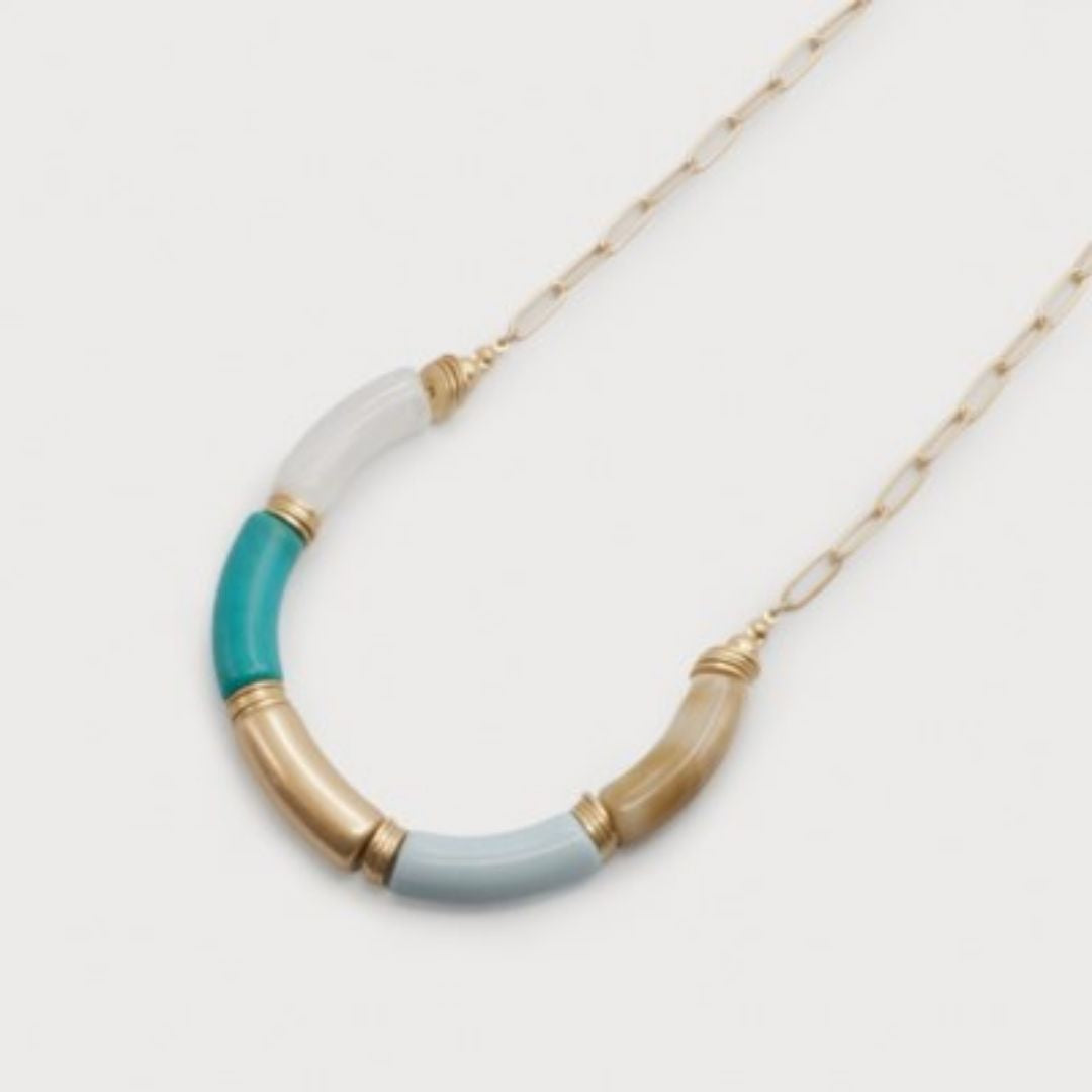 Links Necklace with Resin
