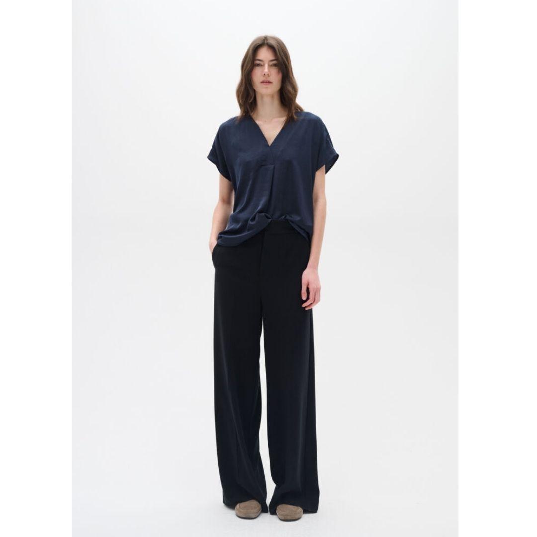 Rinda V-Neck Blouse - 30105188 - Marine Blue
