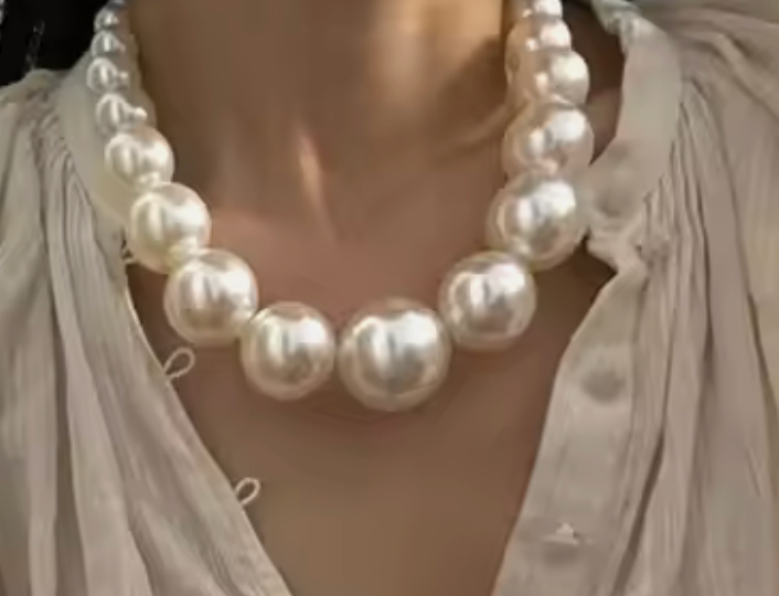 Barbara Ball Necklace - Silver