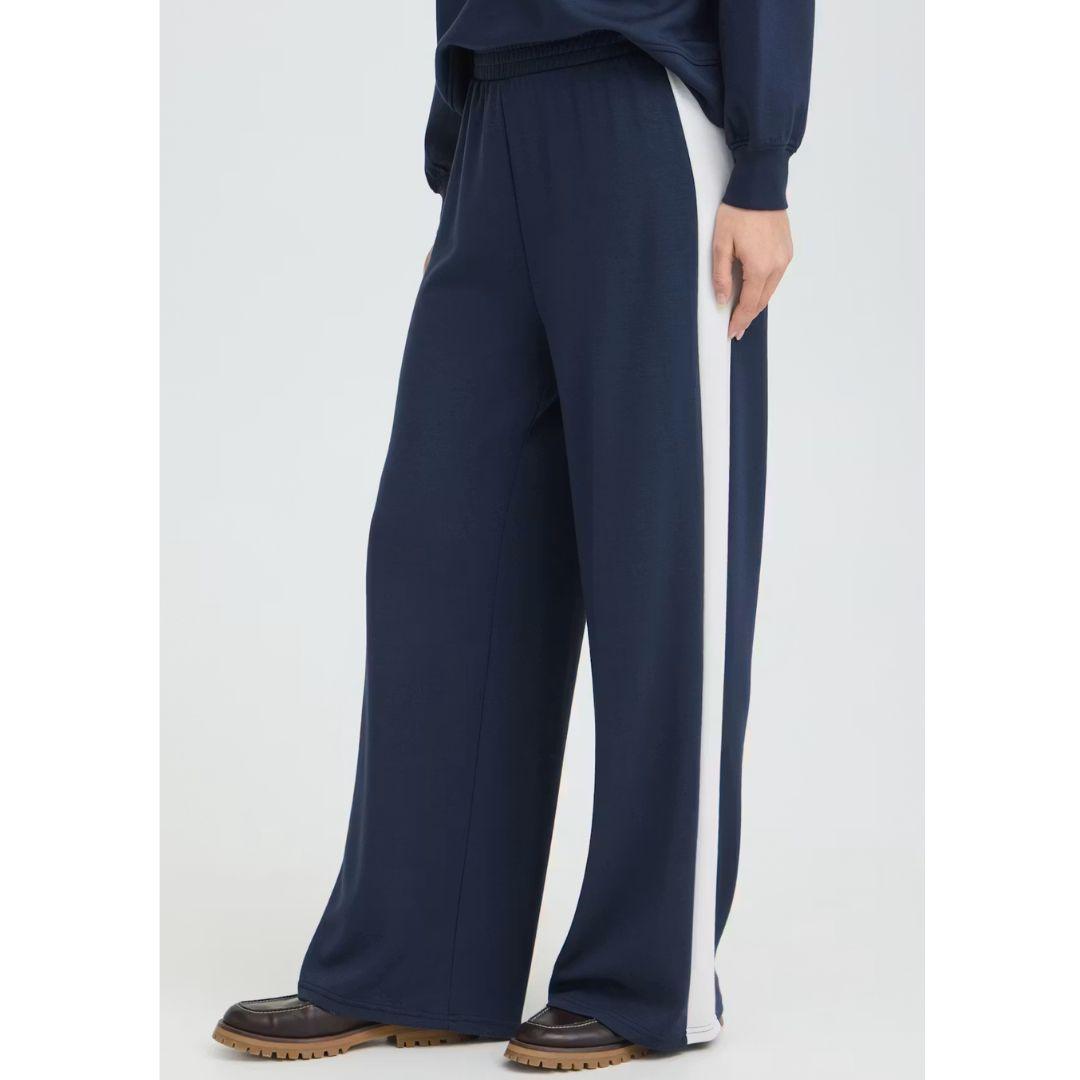 Aurora Stripe Travel Lounge Pants
