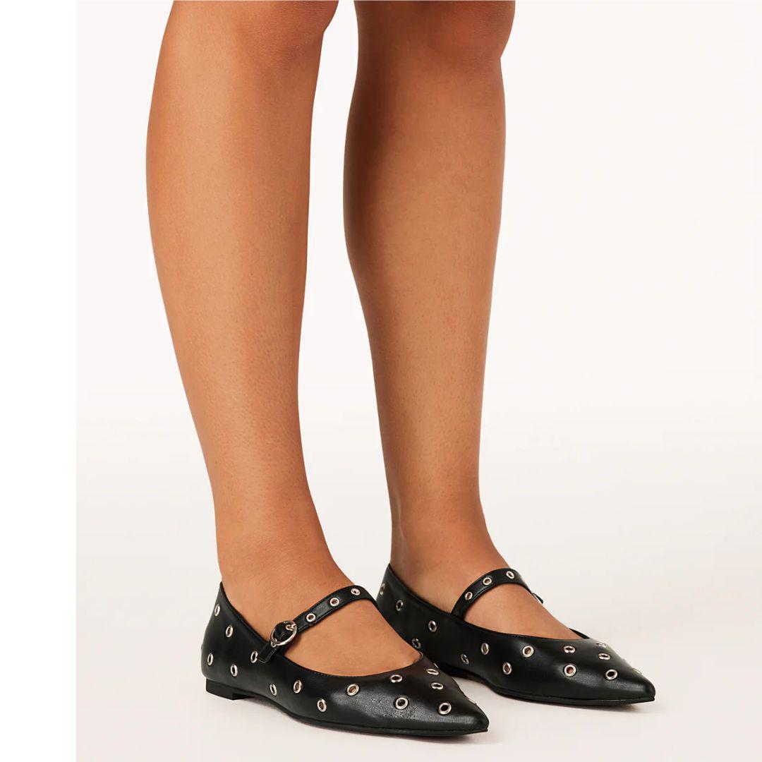 Hollis Flats - F573 - Black