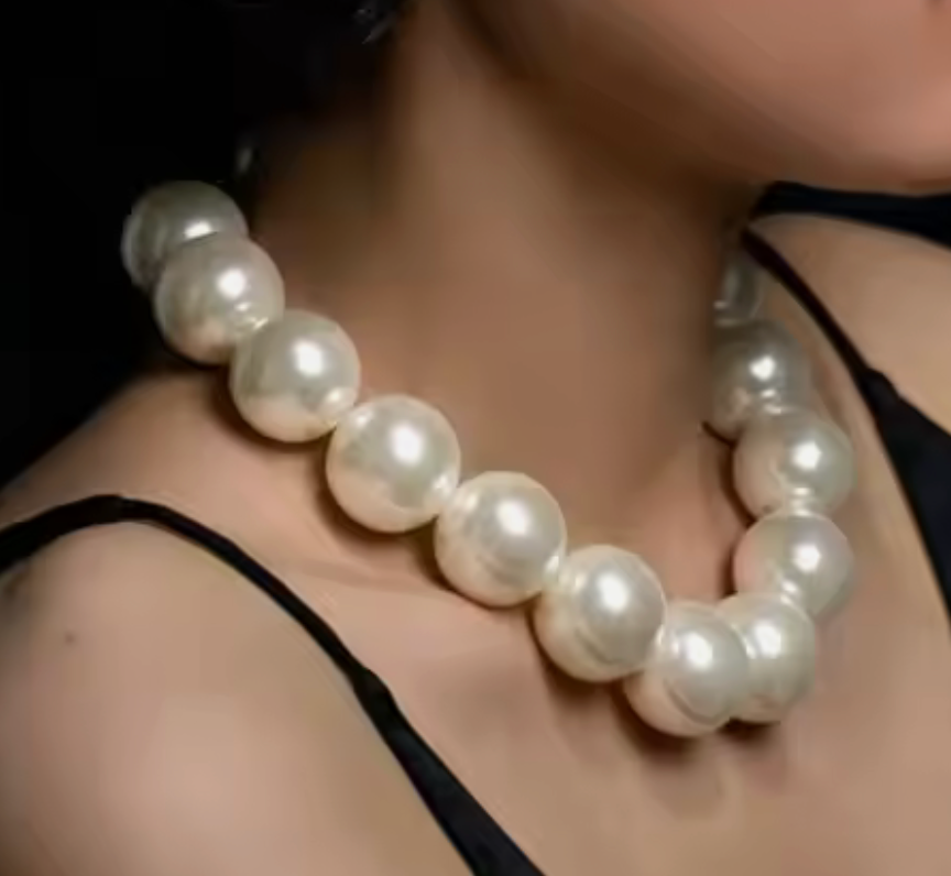 Barbara Ball Necklace - Silver