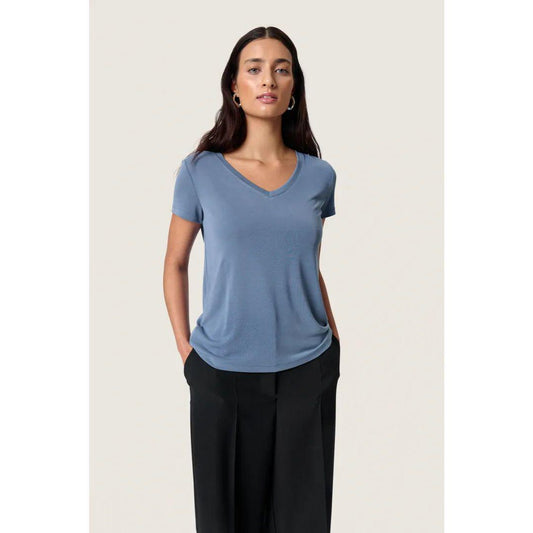 Columbine V-Neck T-Shirt - 30404284 - Bijou Blue