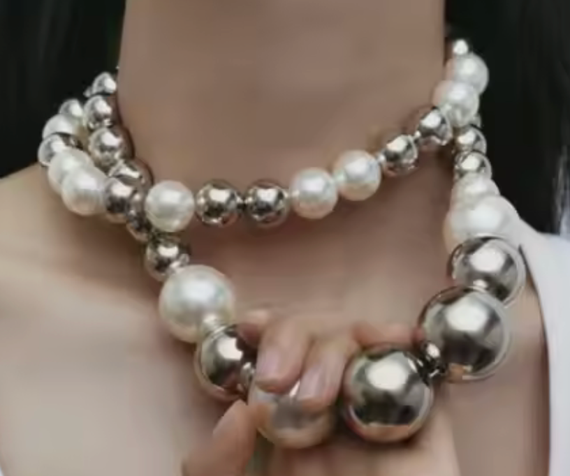 Barbara Ball Necklace - Silver