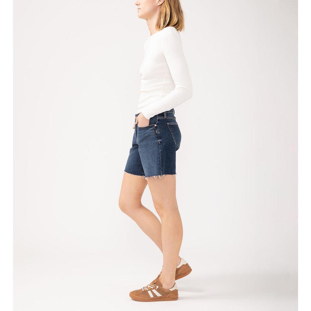 Suki Mid Rise Long Shorts - L53971ADM362 - Brooks